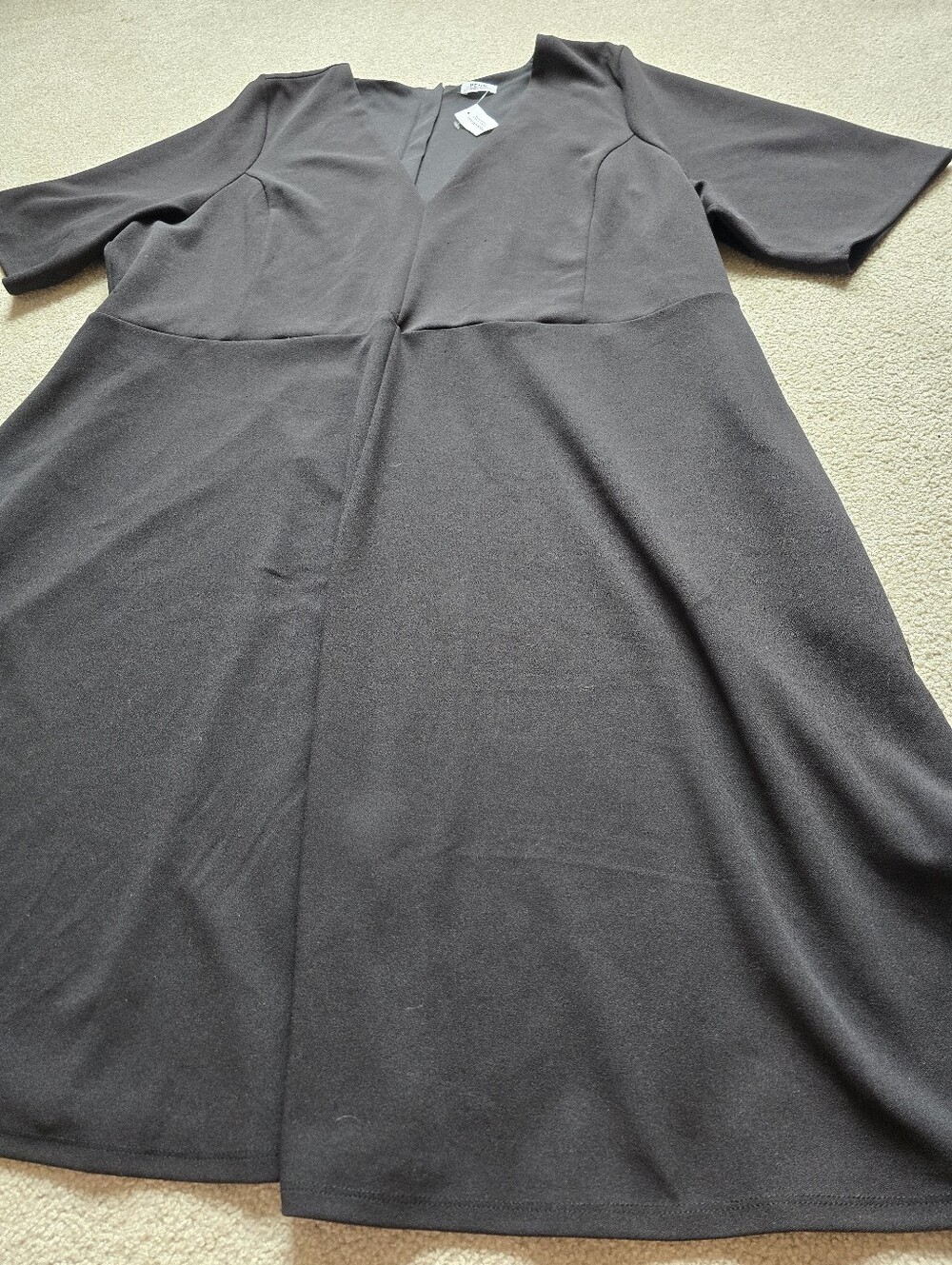 Penn by Penningtons NWT Black V-Neck Dress - 4X